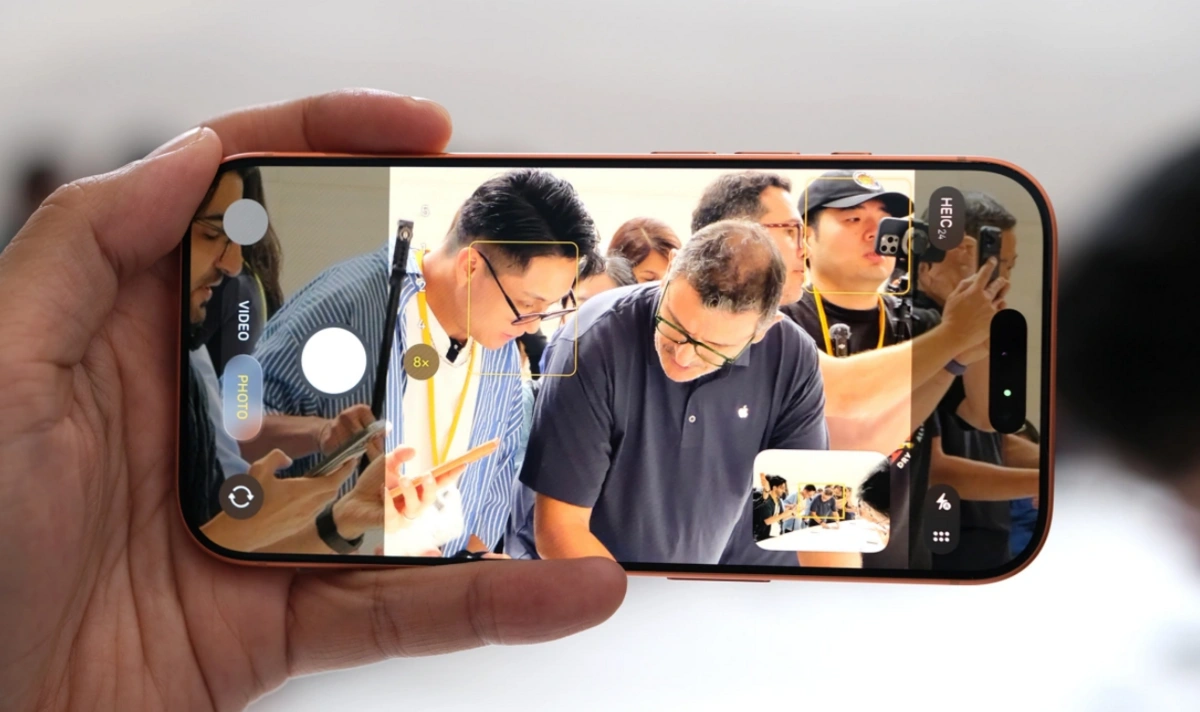 Quay video 4K 120 fps, quay cùng lúc 2 cam trước - sau