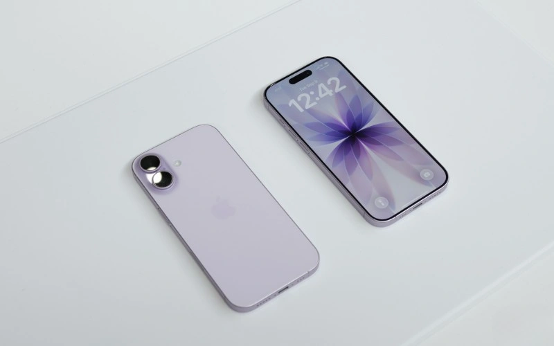 So sánh khả năng chống nước, kháng bụi của iPhone 17 so với iPhone 16