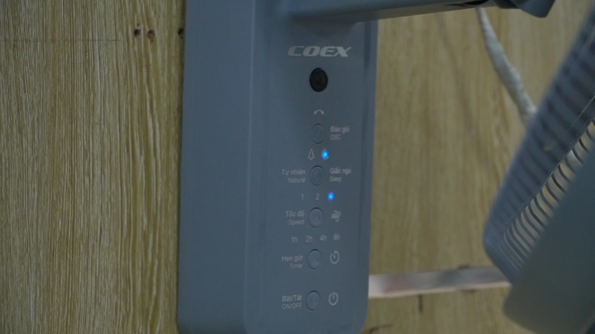 Bảng điều khiển phím ấn – Thao tác đơn giản, dễ sử dụng