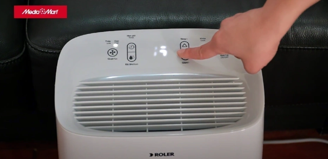 Điều khiển cảm ứng điện tử – thao tác trực quan, dễ sử dụng