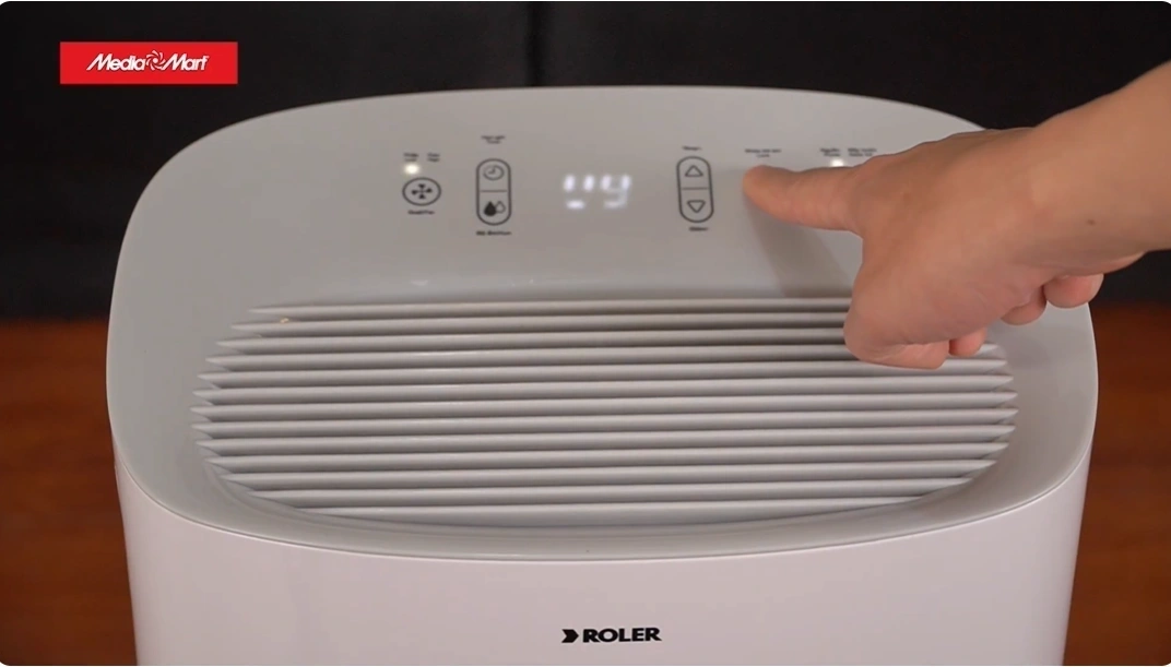 Hút ẩm mạnh mẽ, khử mùi và diệt khuẩn tốt