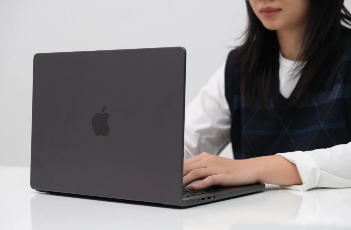 MacBook Pro M5 có đáng để nâng cấp?