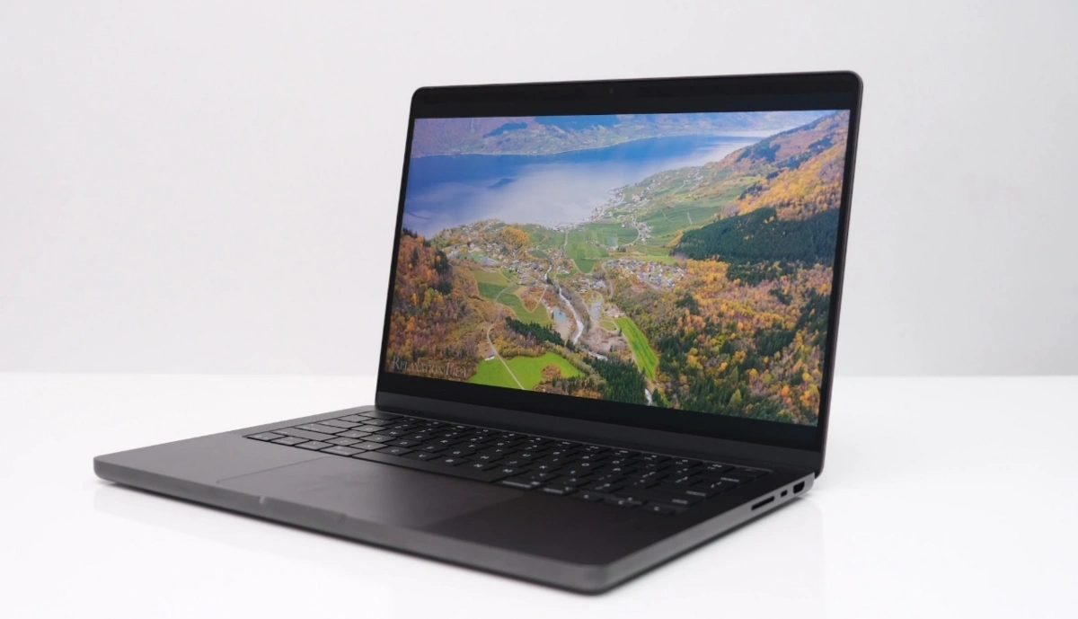 Review/Đánh giá MacBook Pro M5 14 inch chi tiết