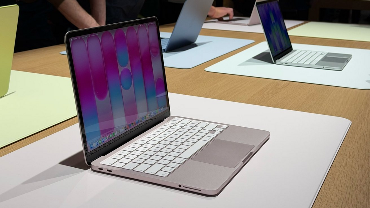 MacBook Neo hỗ trợ các kết nối cơ bản cho người dùng 