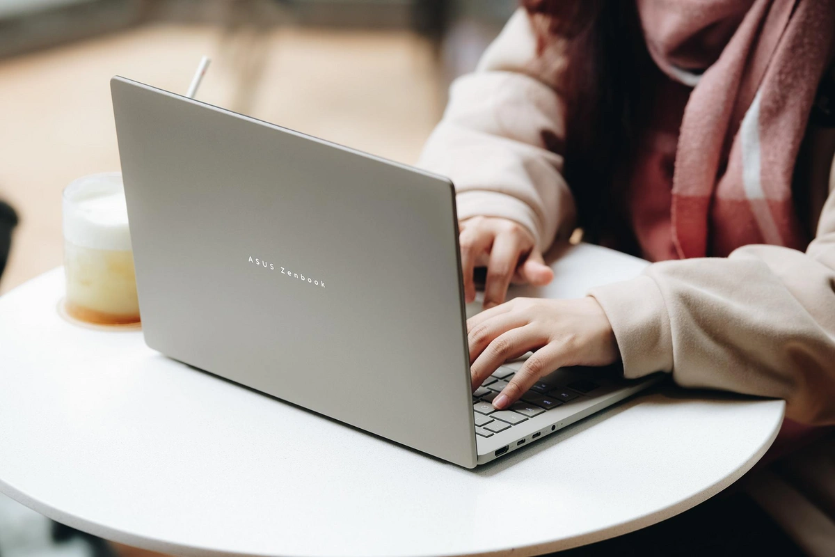 Có nên mua laptop Snapdragon ở thời điểm hiện tại không?