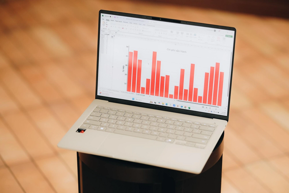 Laptop Snapdragon tương thích phần mềm như Intel và AMD không?