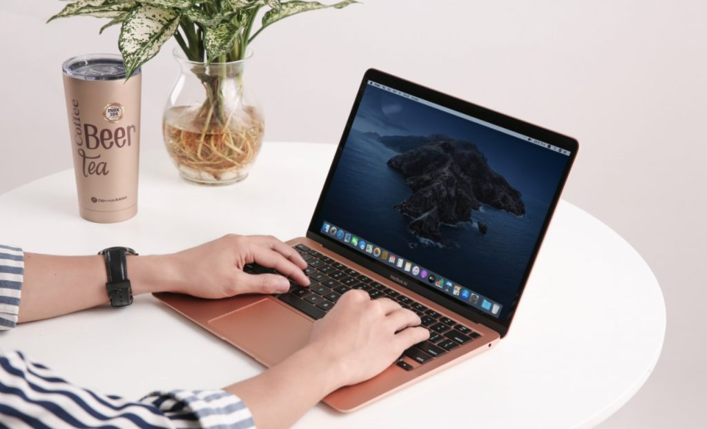 Tiêu chí chọn laptop mới cho tân sinh viên 2026