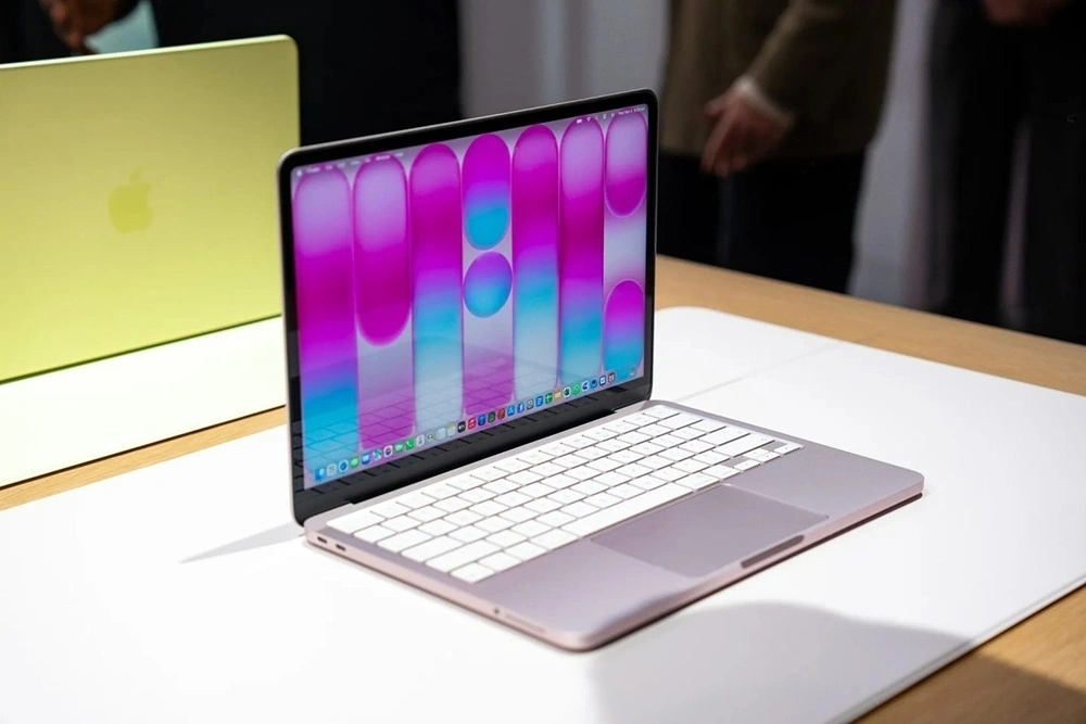 Tiêu chí chọn laptop mới cho tân sinh viên 2026