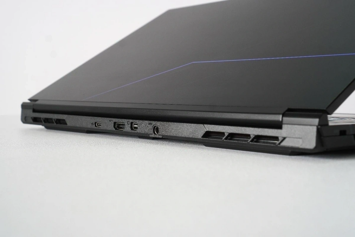 Laptop Acer Gaming Aspire 7 (A715-59G-59RD) sở hữu GPU RTX 3059