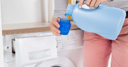 Có nên dùng nước giặt dưỡng vải?