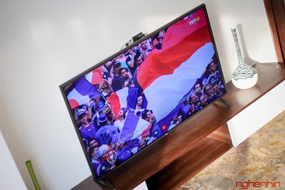 Mở hộp Tivi LG 4K HDR 55 inch, tích hợp Football Edition, giá 17,9 triệu