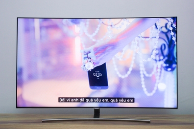 QLED TV màn hình cong giá từ 62,9 triệu đồng
