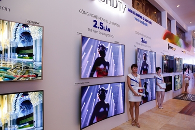 Tết 2016 - Nên mua TV Samsung 2015 hay đợi TV Samsung 2016