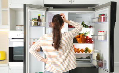 Tủ lạnh chạy ngắt liên tục: nguyên nhân và cách khắc phục
